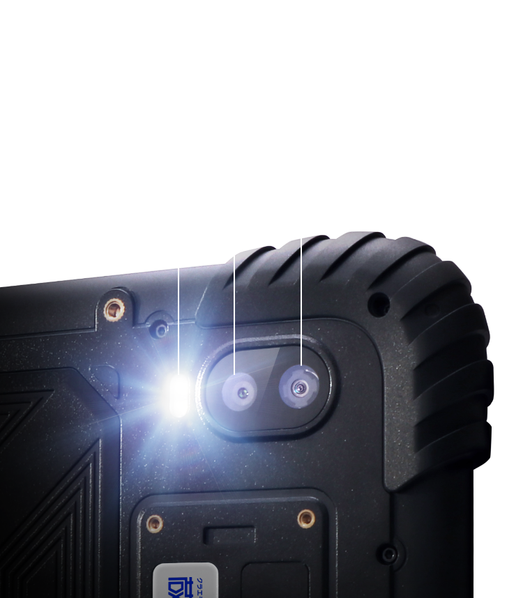 『蔵衛門Pad Tough DX』は超広角レンズを搭載、業界初デュアルカメラ搭載